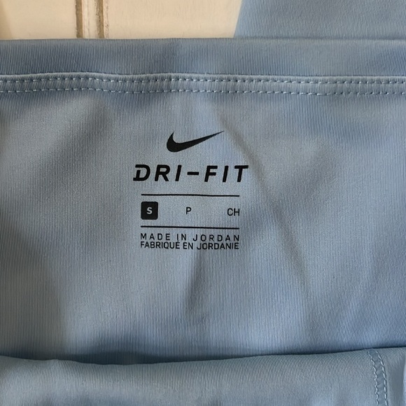 Nike 7/8 length legging - Picture 5 of 5